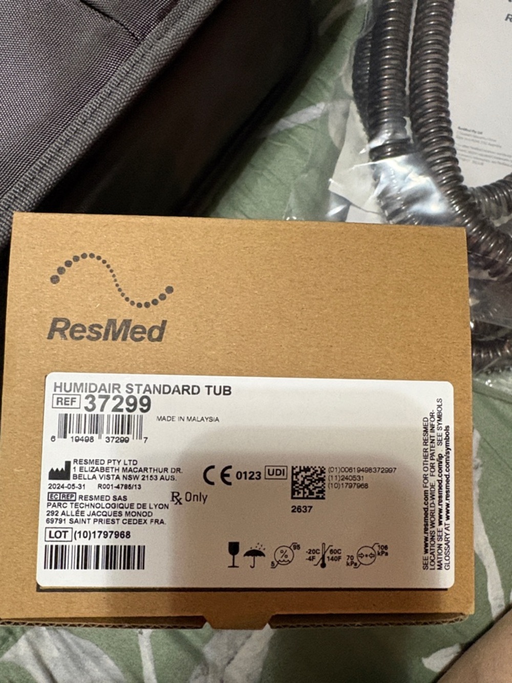 ResMed HumidAir Standard Tub - Brown and White Packaging
